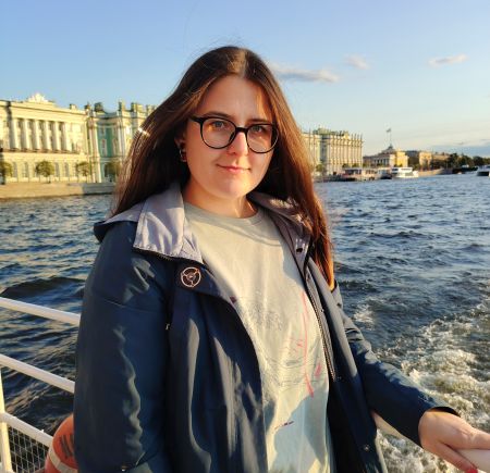 Елена Максикова